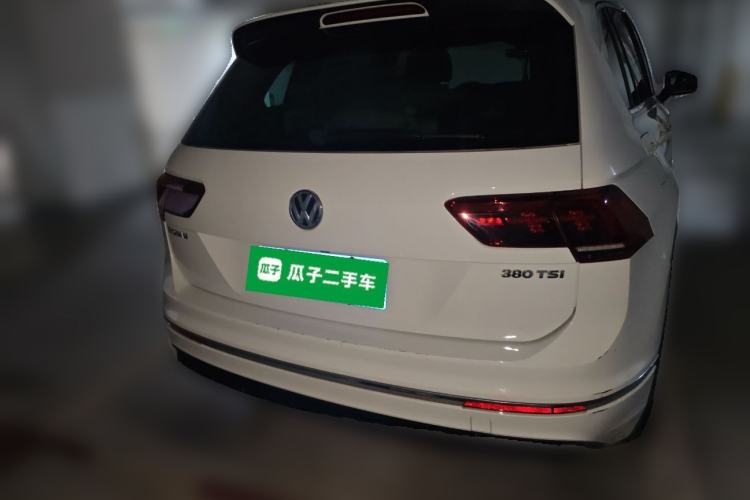 Used Volkswagen Tiguan 2018 380TSI Four-Wheel Drive R-Line
