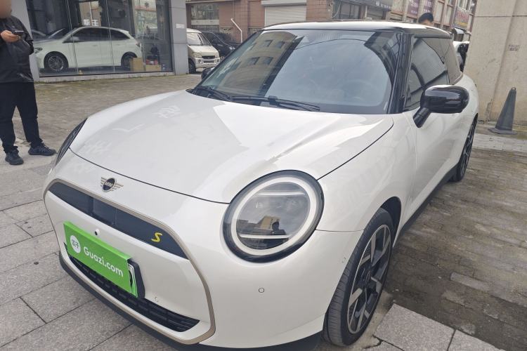 Used MINI Electric COOPER 2024 452km COOPER SE Artist