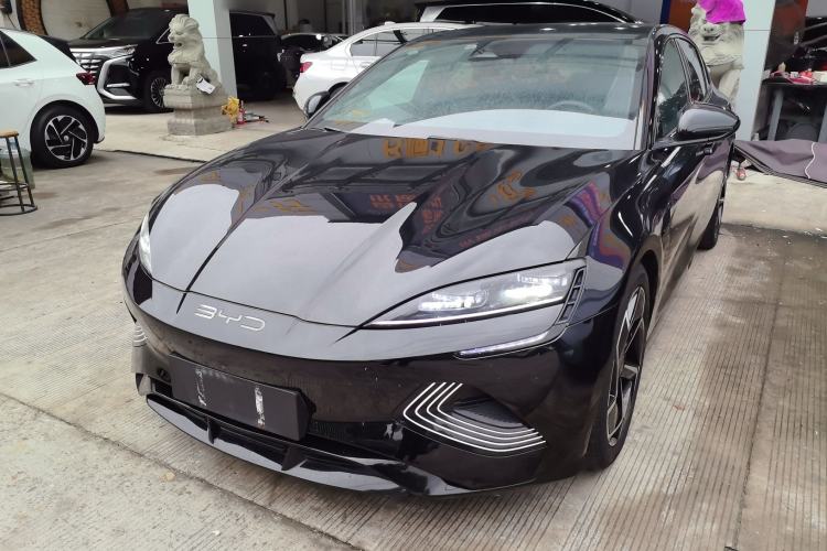 Used BYD Seal 2022 700 km Long-Range Rear-Wheel-Drive Version