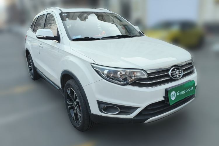 Used FAW Senya R7 2017 1.6L Automatic Smart Version
