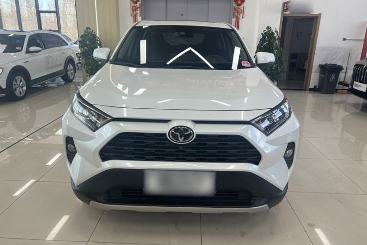 Used Toyota RAV4 2022 2.0L CVT Two-Wheel Drive Fashion Edition
