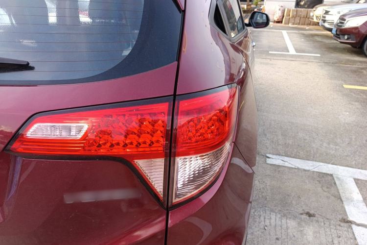 Used Honda Vezel 2015 1.8L CVT 2WD Elite Model