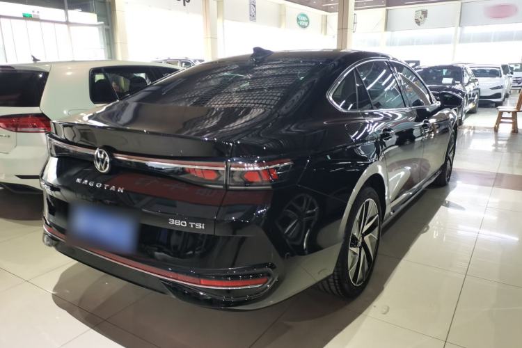 Used Volkswagen Magotan 2024 380TSI DSG Prestige Edition DaMai Package