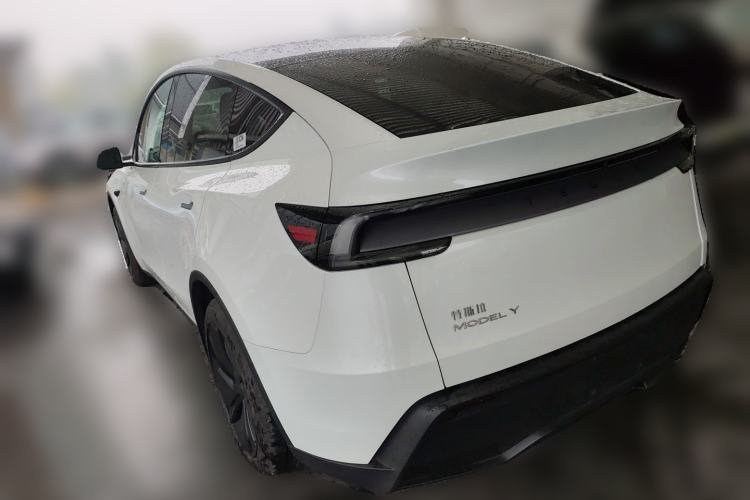 Used Tesla Model Y 2025 Rear-Wheel-Drive Version