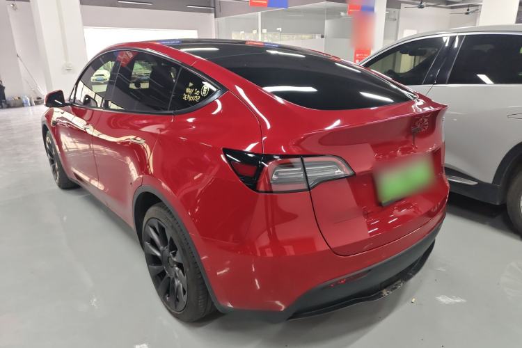 Used Tesla Model Y 2022 Long-Range All-Wheel-Drive Version