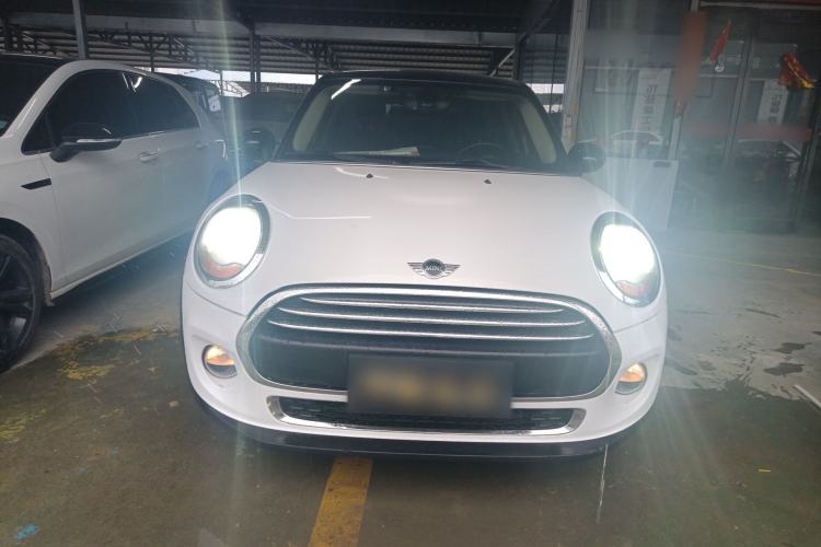 Used MINI 2016 1.5T COOPER Five-Door Edition Front