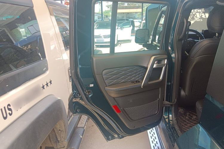 Used BAIC Off-Road BJ40 2019 2.0T Automatic Four-Wheel Drive Urban Hunter Edition Premium Model China V Emission Standard