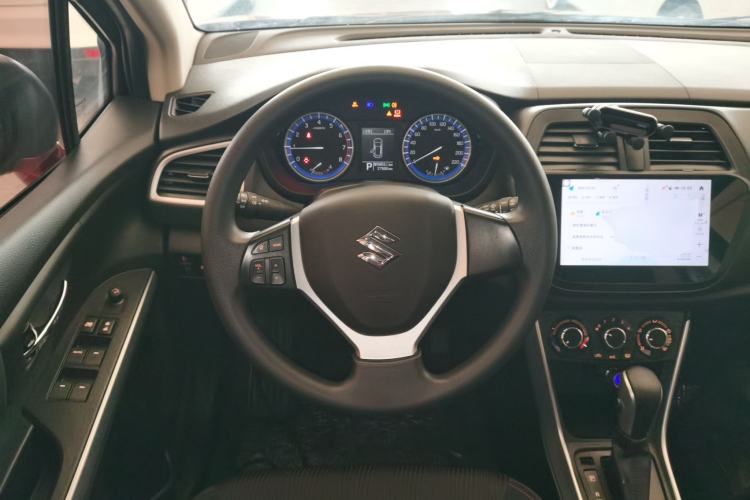 Used Suzuki S-Cross 2015 1.6L CVT Two-Wheel Drive Entry-Level Trim