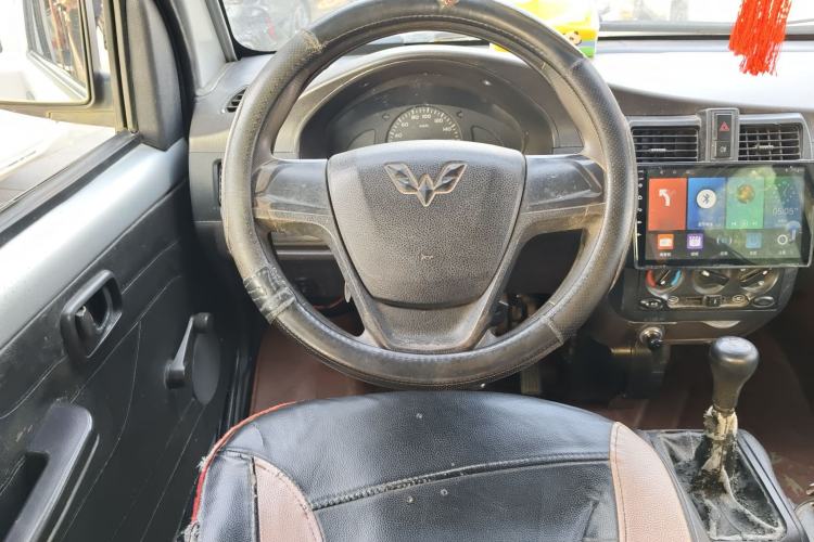 Used Wuling Rongguang Small Truck 