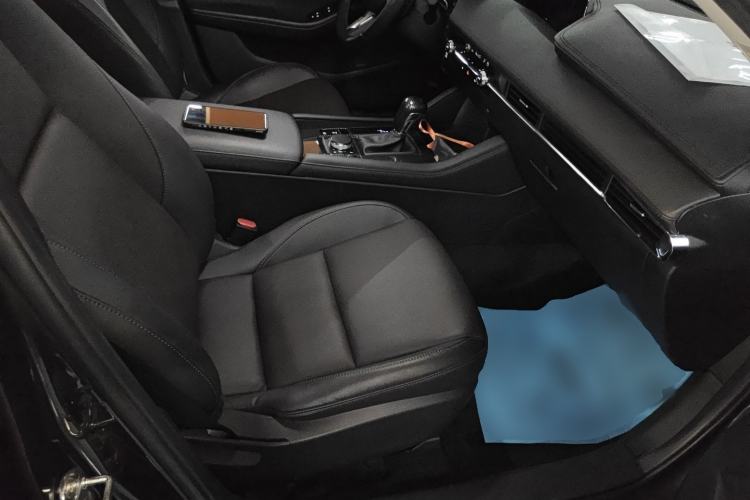 Used Mazda 3 Axela 2021 2.0L Automatic Zhiyao Edition Right Front Seat