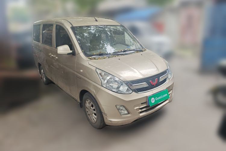 Used Wuling Rongguang V 2018 1.5L Practical Version Front Right 45 Deg
