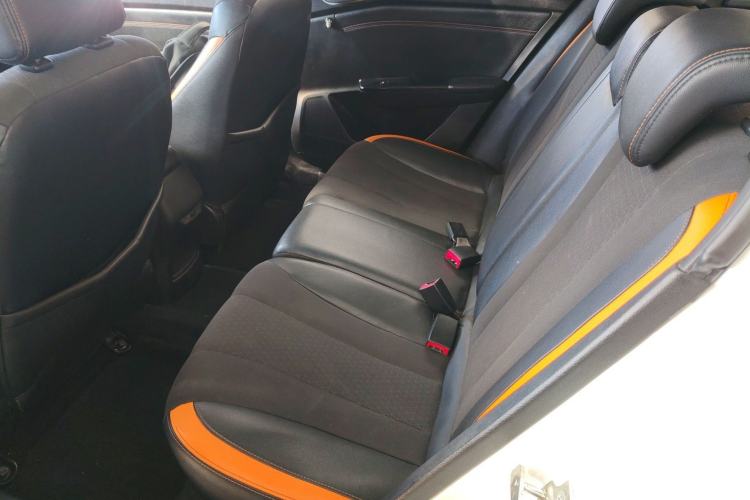 Used Baojun 310 2016 1.2L Manual Fashionable Edition
