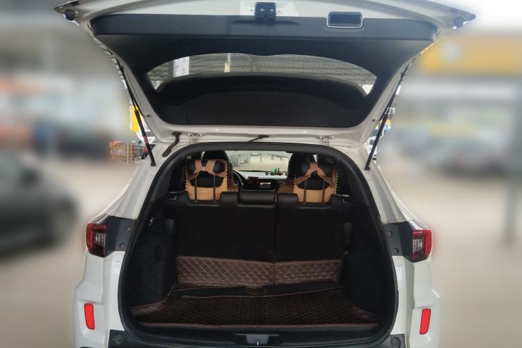 Used Honda XR-V 2017 1.8L EXi CVT Comfort Version Trunk