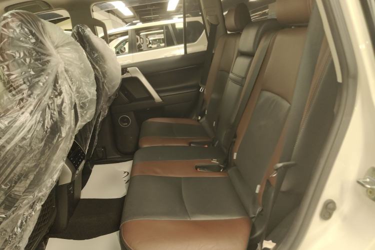 Used Toyota Prado 2018 3.5L Automatic TX-L with Rear-Mounted Spare Tire