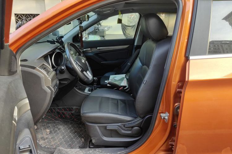 Used BAIC Senova X65 2015 2.0T Manual Elite Edition
