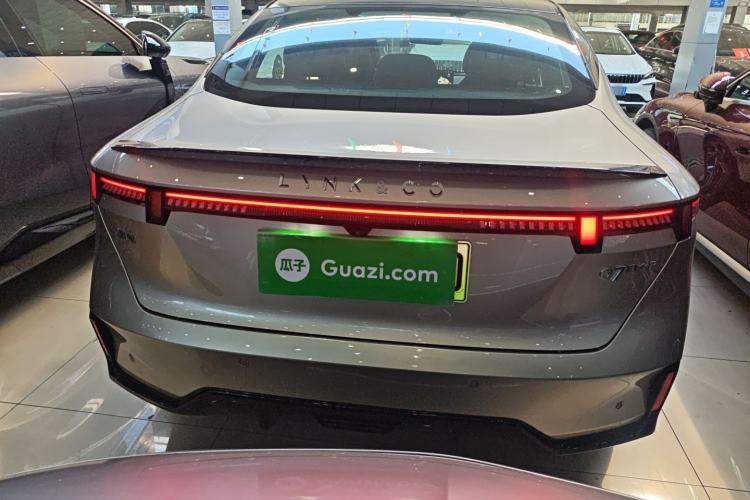 Used Lynk & Co 07 2024 EM-P 126 Long-Range Halo