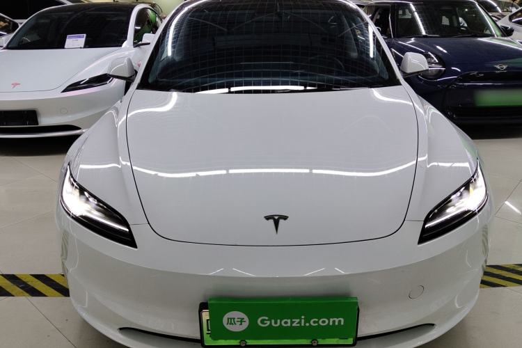 Used Tesla Model 3 2023 Rear-Wheel-Drive Version
