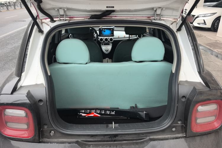 Used ORA Black Cat 2022 Updated Version 301 km Cute Pet Edition Lithium Iron Phosphate
