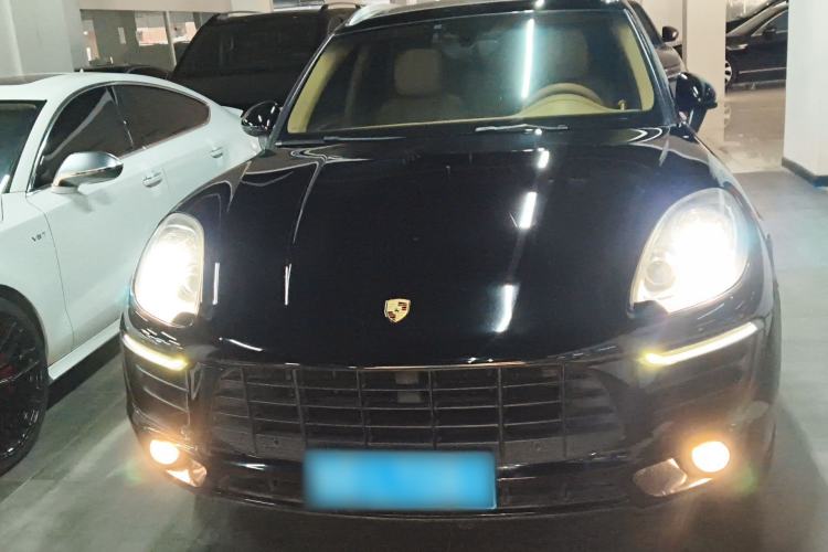 Used Porsche Macan 2016 Macan 2.0T
