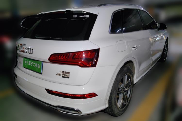 Used Audi Q5L 2018 45 TFSI Prestige Fashion Edition China V Emission Standard Rear Right 45 Deg