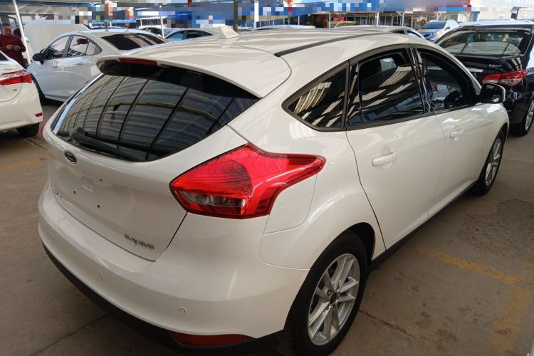 Used Ford Focus 2017 Hatchback 1.6L Automatic Fashion Edition Smart Drive Version
