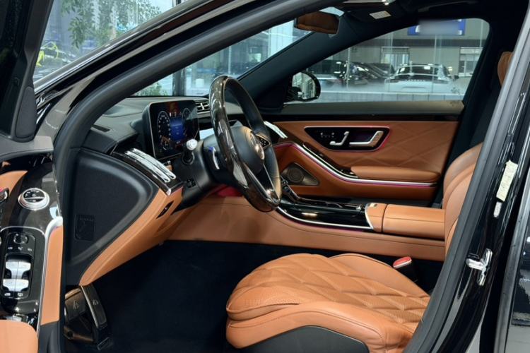 Used Mercedes-Benz Maybach S-Class 2021 S 480 4MATIC Interior 6