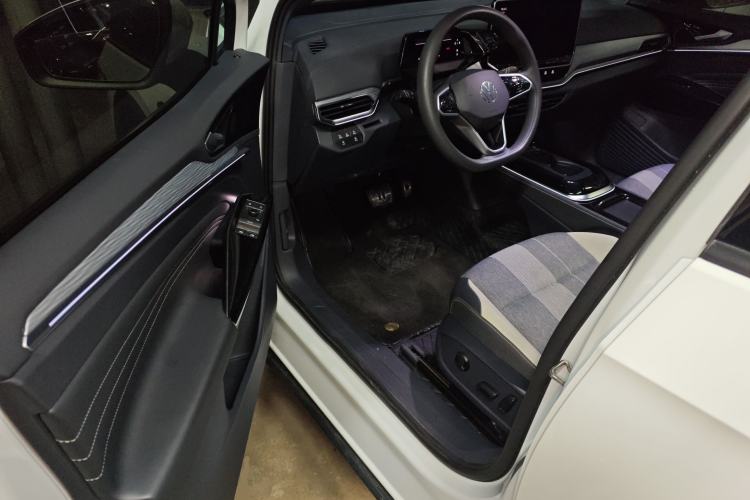 Used Volkswagen ID.4 CROZZ 2022 Standard Range PURE Edition