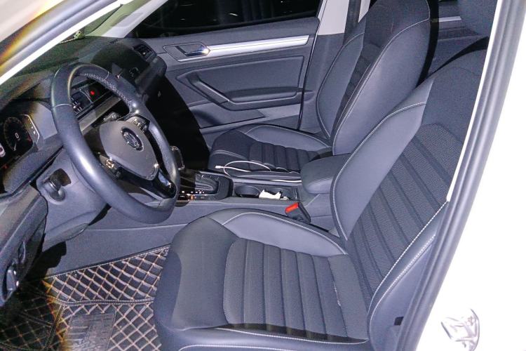 Used Volkswagen Lamando 2021 280TSI DSG Comfort Edition Left Front Seat