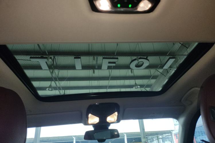 Used BMW 3 Series 2024 325i M Sport Package Headliner