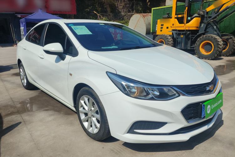 Used Chevrolet Cruze 2017 1.5L Automatic Pioneer Sunroof Edition