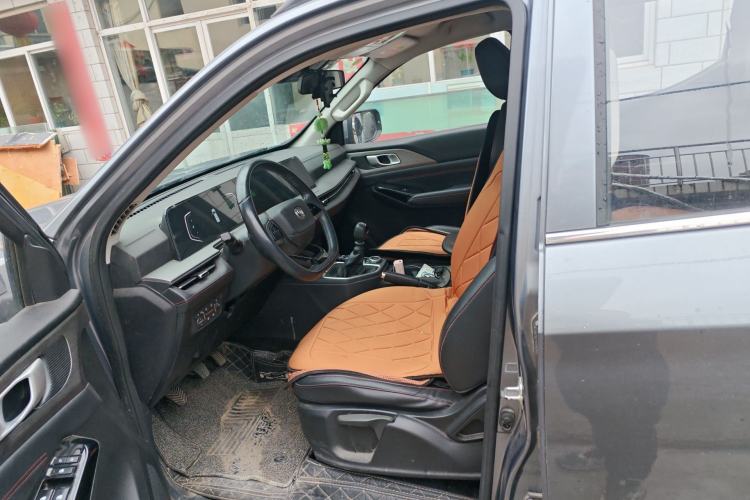Used CHANGAN Lantop 2023 2.0T Manual 4x4 Diesel Flagship Long-Box Version Left Front Seat