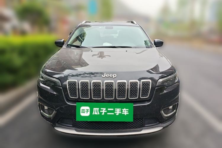 Used Jeep Cherokee 2019 2.0T Two-Wheel Drive Smart Enjoyment Version China VI