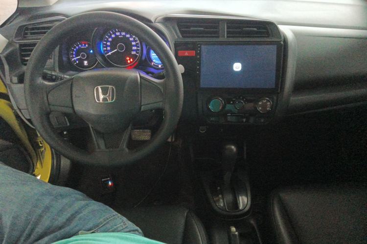 Used Honda Fit 2016 1.5L LXS CVT Comfort Sunroof Version Center Console