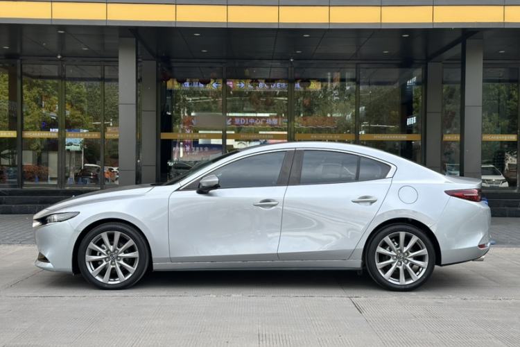Used Mazda 3 Axela 2021 2.0L Automatic Zhi Rui Edition
