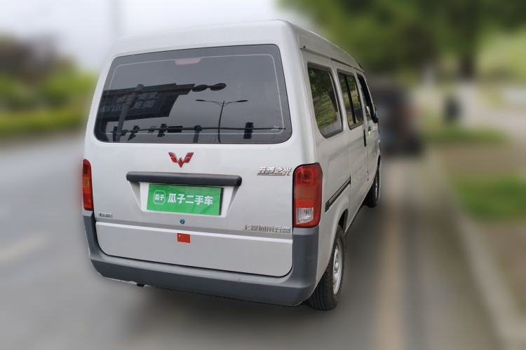 Used Wuling Zhiguang 2023 1.5L Practical Version 5/7 Seats Rear Right 45 Deg