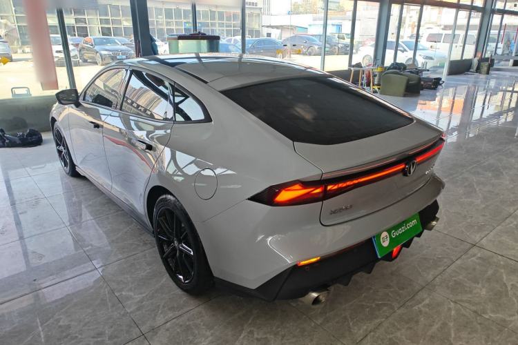 Used CHANGAN UNI-V 2022 1.5T Prestige Version
