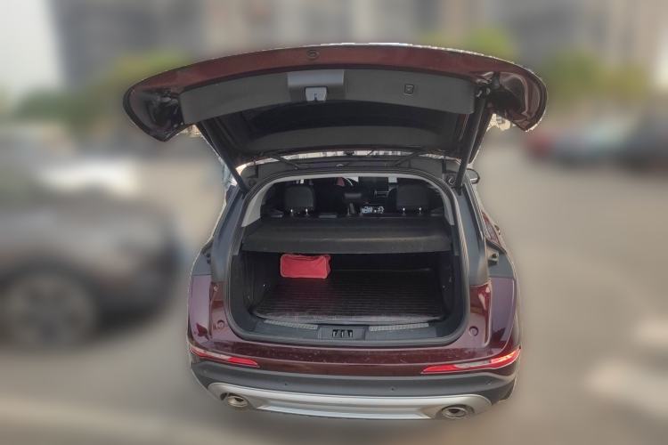 Used Lincoln Corsair 2021 2.0T Two-Wheel Drive Deluxe Edition Trunk