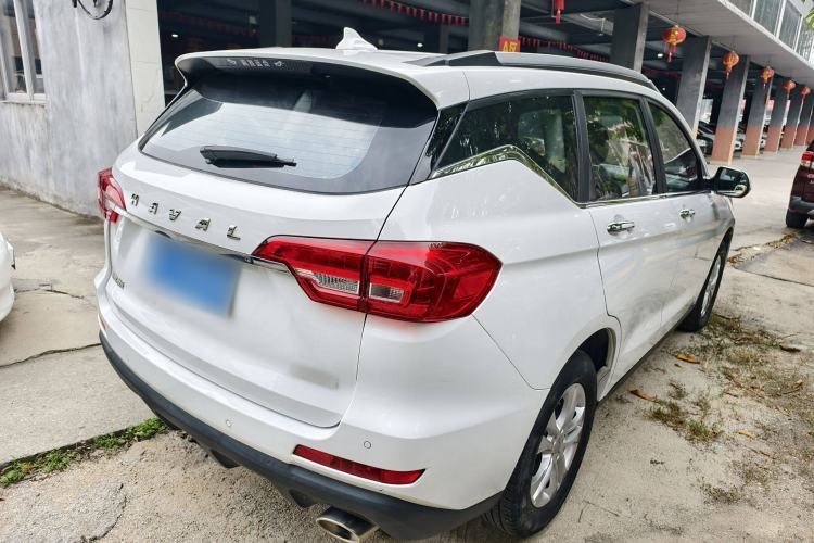 Used Haval M6 2019 1.5T DCT Two-Wheel Drive Elite Version China VI Standard
