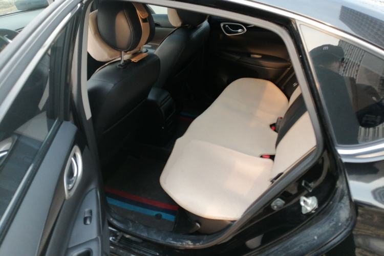 Used Nissan Sylphy 2018 1.6XV CVT Deluxe Edition Left Rear Seat