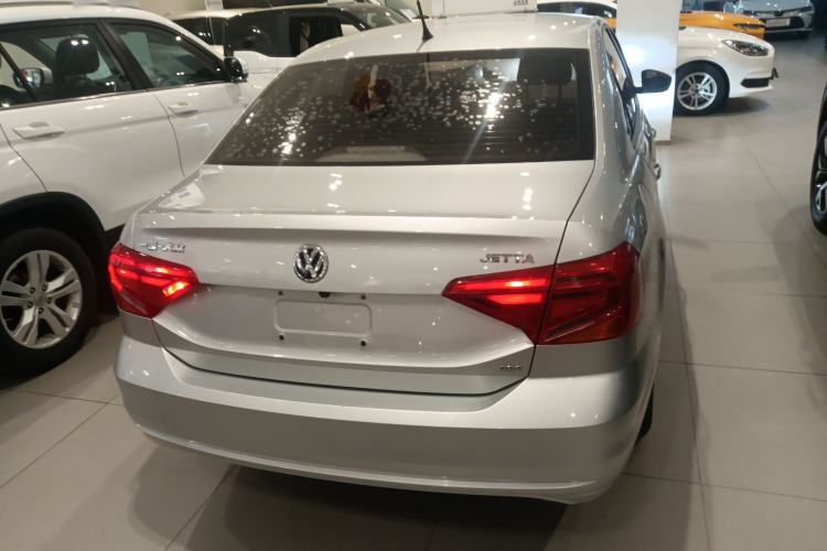 Used Volkswagen Jetta 2017 1.5L Automatic Fashion Model
