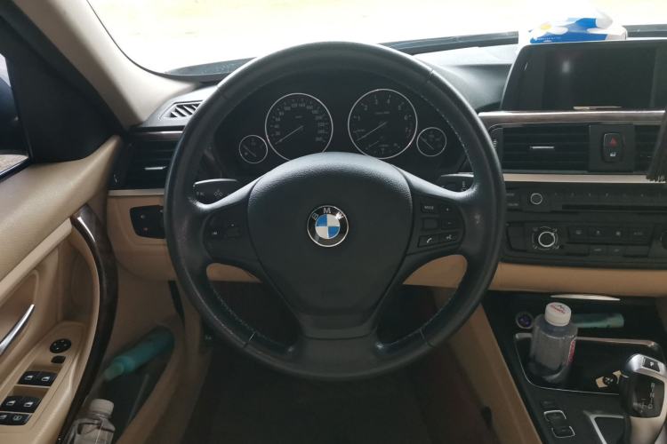 Used BMW 3 Series 2013 320Li Fashion Model
