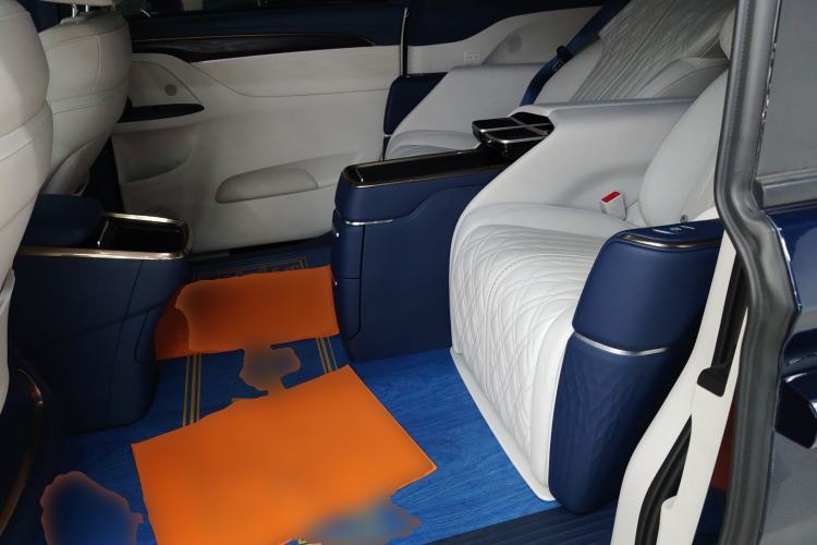 Used Buick GL8 2023 Avenir Avia Four-Seat Prestige Edition
