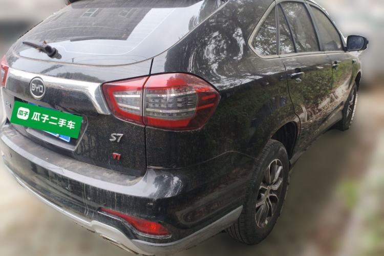 Used BYD S7 2017 1.5T Manual Luxury Model
