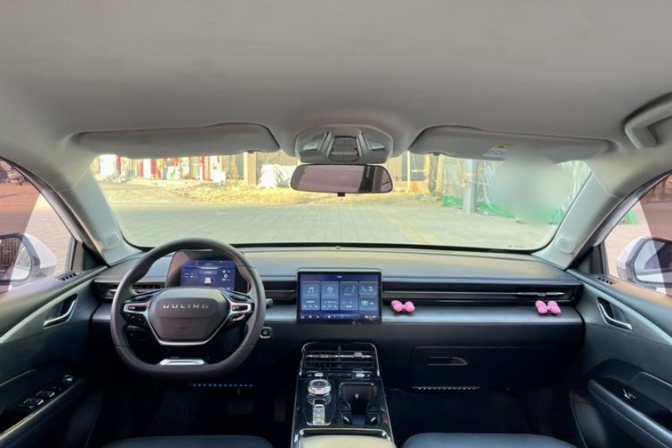 Used Wuling Xingguang 2023 70 Standard Edition
