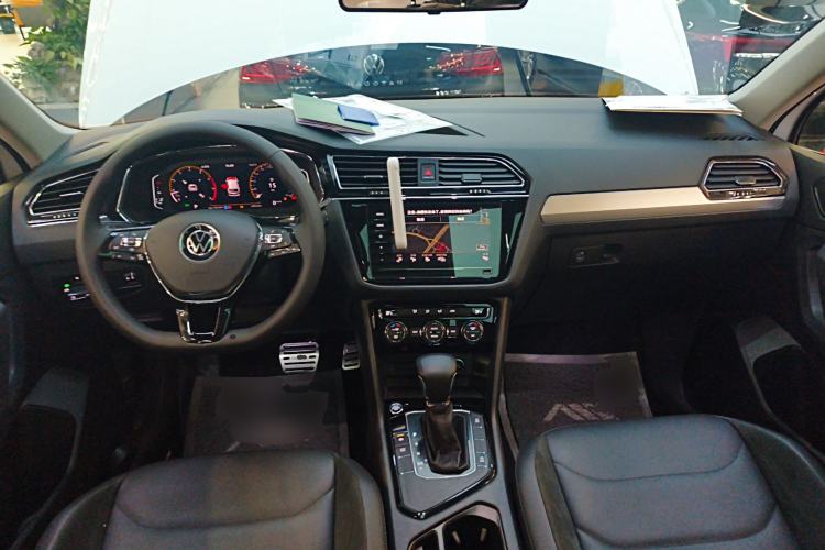 Used Volkswagen Tiguan L 2021 330TSI Automatic Two-Wheel Drive Smart Edition
