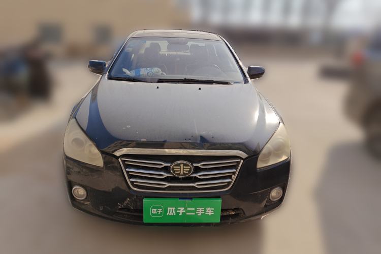 Used Bestune B50 2012 1.6L automatic with sunroof