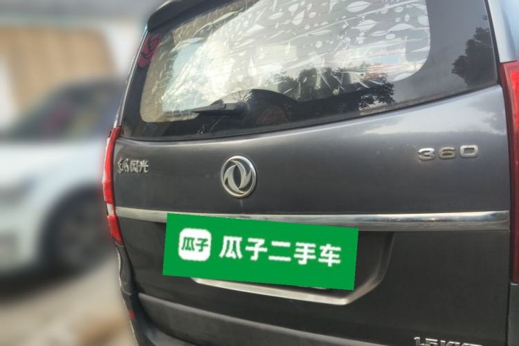 Used Dongfeng Fengon 360 2015 1.5L Manual Luxury Model 5 Seats China IV Standard