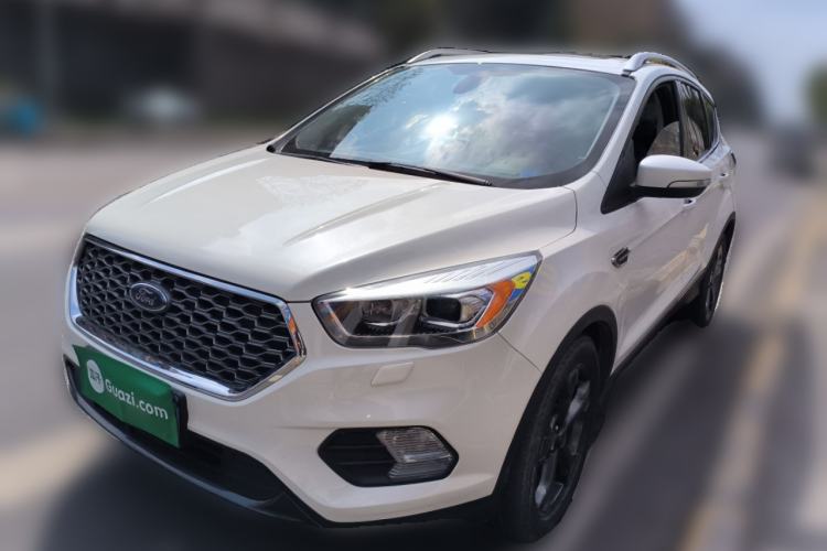 Used Ford Kuga 2019 EcoBoost 180 Two-Wheel-Drive Titanium Plus Model China V Standard