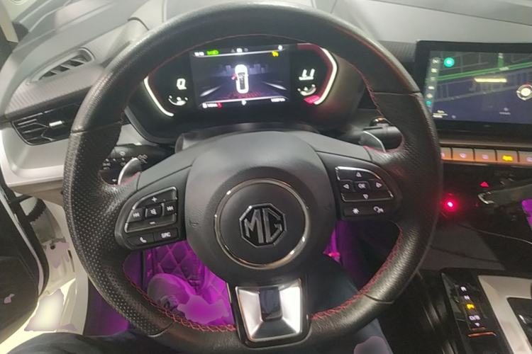 Used MG 5 2021 Revised 300TGI DCT Qingshè Luxurious Enjoyment Edition
