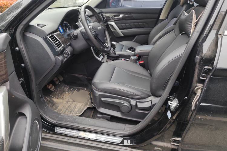 Used Haval H2 2016 Red-Label 1.5T Manual Two-Wheel Drive Luxury Model